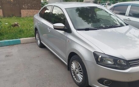 Volkswagen Polo VI (EU Market), 2014 год, 750 000 рублей, 2 фотография