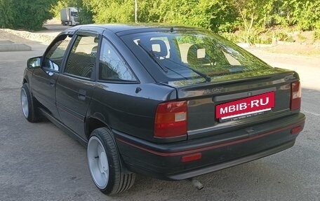 Opel Vectra A, 1990 год, 260 000 рублей, 3 фотография