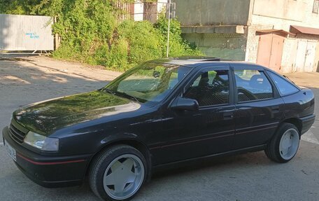 Opel Vectra A, 1990 год, 260 000 рублей, 14 фотография