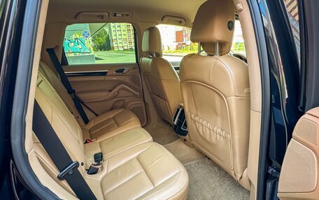 Porsche Cayenne III, 2011 год, 2 470 000 рублей, 15 фотография