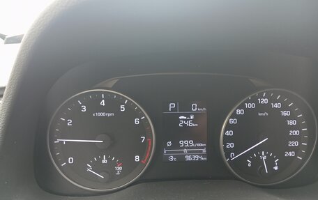 Hyundai Elantra VI рестайлинг, 2016 год, 1 370 000 рублей, 8 фотография