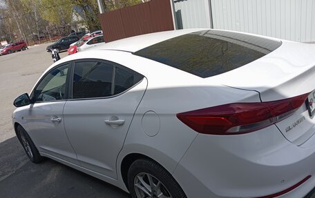 Hyundai Elantra VI рестайлинг, 2016 год, 1 370 000 рублей, 7 фотография