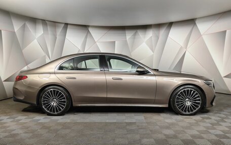 Mercedes-Benz E-Класс, 2024 год, 7 875 000 рублей, 6 фотография