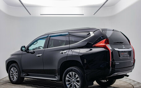 Mitsubishi Pajero Sport III рестайлинг, 2019 год, 2 790 000 рублей, 3 фотография