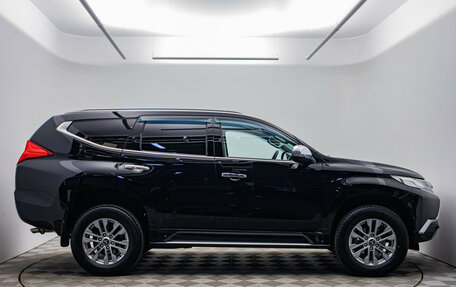 Mitsubishi Pajero Sport III рестайлинг, 2019 год, 2 790 000 рублей, 6 фотография