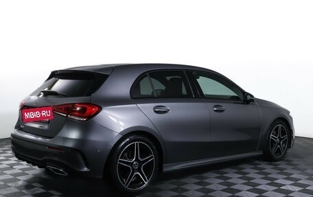 Mercedes-Benz A-Класс, 2019 год, 2 750 000 рублей, 5 фотография