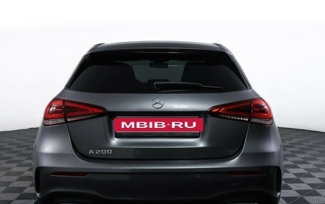 Mercedes-Benz A-Класс, 2019 год, 2 750 000 рублей, 6 фотография