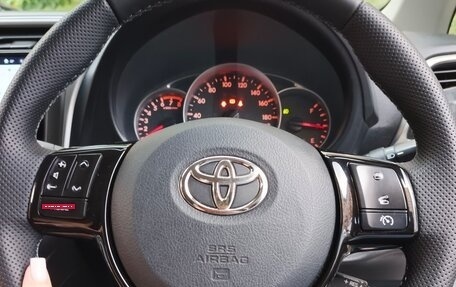 Toyota Ractis II, 2011 год, 1 190 000 рублей, 8 фотография