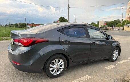 Hyundai Elantra V, 2015 год, 1 020 000 рублей, 10 фотография