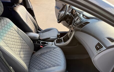 Hyundai Elantra V, 2015 год, 1 020 000 рублей, 16 фотография