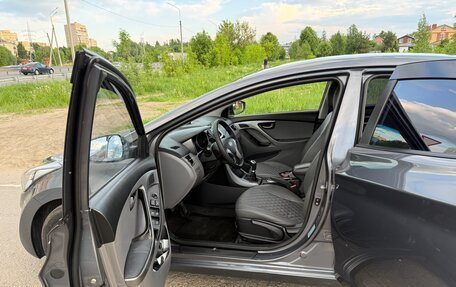 Hyundai Elantra V, 2015 год, 1 020 000 рублей, 27 фотография