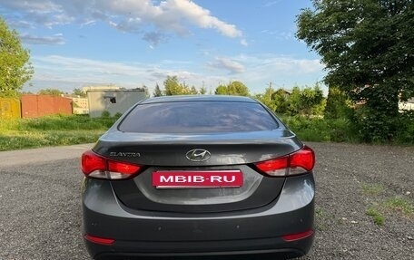 Hyundai Elantra V, 2015 год, 1 020 000 рублей, 4 фотография