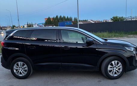 Peugeot 5008 II, 2021 год, 1 996 000 рублей, 3 фотография