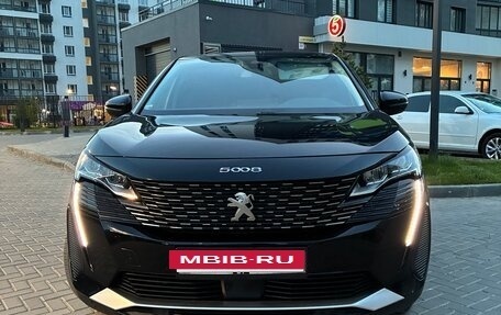 Peugeot 5008 II, 2021 год, 1 996 000 рублей, 4 фотография