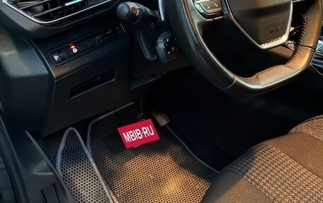 Peugeot 5008 II, 2021 год, 1 996 000 рублей, 34 фотография