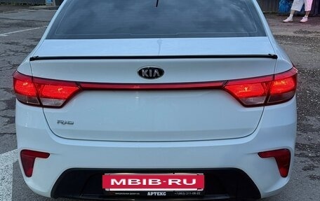 KIA Rio IV, 2019 год, 1 080 000 рублей, 3 фотография