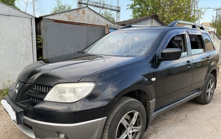 Mitsubishi Outlander III рестайлинг 3, 2007 год, 600 000 рублей, 3 фотография