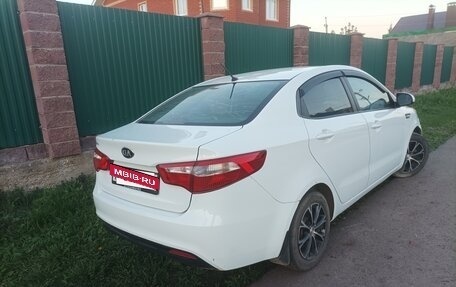 KIA Rio III рестайлинг, 2014 год, 810 000 рублей, 5 фотография