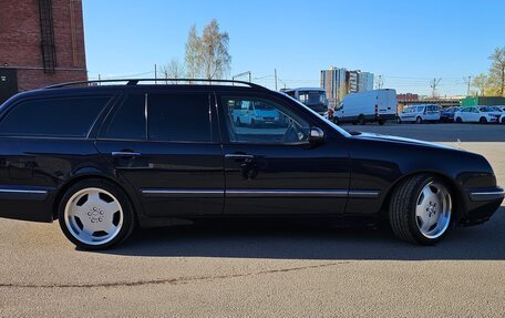 Mercedes-Benz E-Класс, 2003 год, 900 000 рублей, 8 фотография