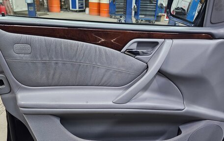 Mercedes-Benz E-Класс, 2003 год, 900 000 рублей, 23 фотография