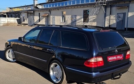 Mercedes-Benz E-Класс, 2003 год, 900 000 рублей, 6 фотография