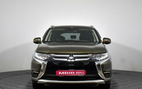 Mitsubishi Outlander III рестайлинг 3, 2018 год, 2 450 000 рублей, 2 фотография