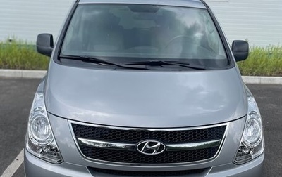 Hyundai Grand Starex Grand Starex I рестайлинг 2, 2012 год, 1 950 000 рублей, 1 фотография