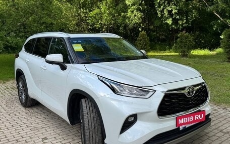 Toyota Highlander, 2026 год, 5 177 000 рублей, 5 фотография
