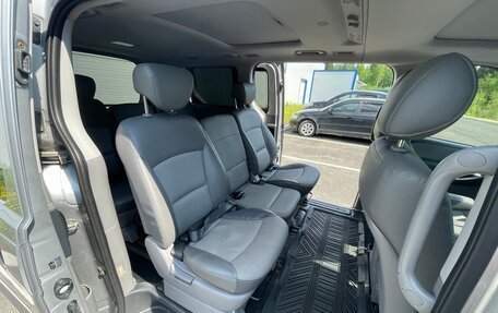 Hyundai Grand Starex Grand Starex I рестайлинг 2, 2012 год, 1 950 000 рублей, 24 фотография