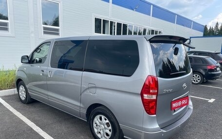 Hyundai Grand Starex Grand Starex I рестайлинг 2, 2012 год, 1 950 000 рублей, 7 фотография