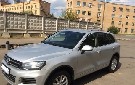 Volkswagen Touareg III, 2010 год, 2 499 000 рублей, 2 фотография