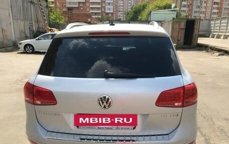 Volkswagen Touareg III, 2010 год, 2 499 000 рублей, 4 фотография