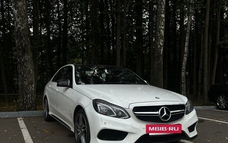 Mercedes-Benz E-Класс, 2015 год, 1 450 000 рублей, 2 фотография
