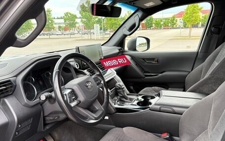 Toyota Land Cruiser, 2021 год, 7 500 000 рублей, 5 фотография