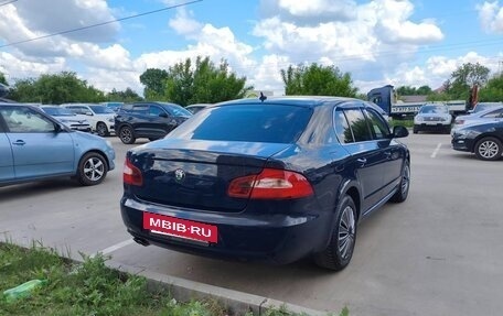 Skoda Superb III рестайлинг, 2010 год, 800 000 рублей, 8 фотография