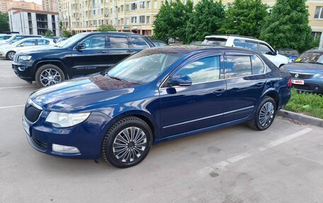Skoda Superb III рестайлинг, 2010 год, 800 000 рублей, 15 фотография