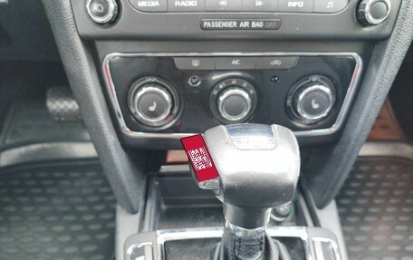 Skoda Superb III рестайлинг, 2010 год, 800 000 рублей, 38 фотография