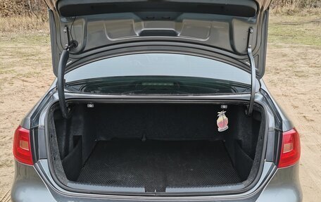 Volkswagen Jetta VI, 2011 год, 1 000 000 рублей, 7 фотография