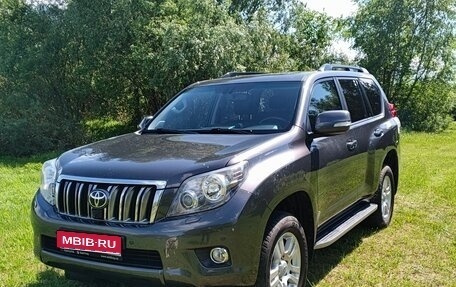 Toyota Land Cruiser Prado 150 рестайлинг 2, 2010 год, 3 350 000 рублей, 1 фотография