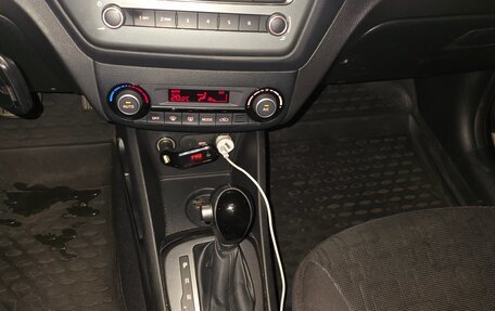 KIA Rio III рестайлинг, 2016 год, 1 100 000 рублей, 29 фотография