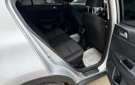 KIA Sportage IV рестайлинг, 2019 год, 2 200 000 рублей, 5 фотография