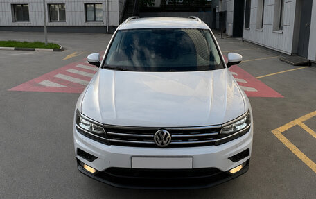 Volkswagen Tiguan II, 2018 год, 2 250 000 рублей, 9 фотография