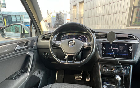 Volkswagen Tiguan II, 2018 год, 2 250 000 рублей, 13 фотография
