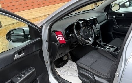 KIA Sportage IV рестайлинг, 2019 год, 2 200 000 рублей, 3 фотография