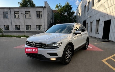 Volkswagen Tiguan II, 2018 год, 2 250 000 рублей, 6 фотография