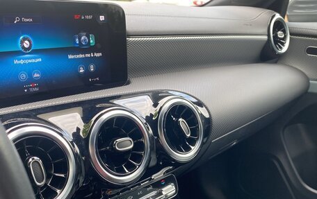 Mercedes-Benz CLA, 2023 год, 3 150 000 рублей, 36 фотография