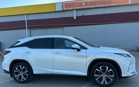 Lexus RX IV рестайлинг, 2021 год, 5 190 000 рублей, 8 фотография