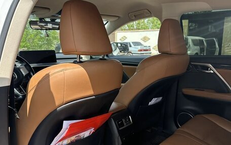 Lexus RX IV рестайлинг, 2021 год, 5 190 000 рублей, 17 фотография