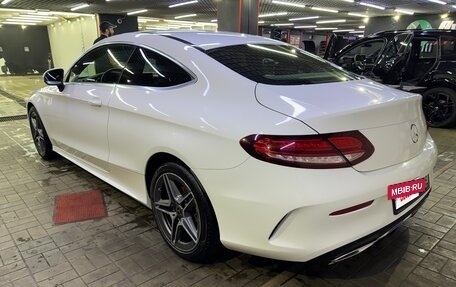 Mercedes-Benz C-Класс, 2018 год, 3 750 000 рублей, 5 фотография