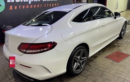 Mercedes-Benz C-Класс, 2018 год, 3 750 000 рублей, 4 фотография